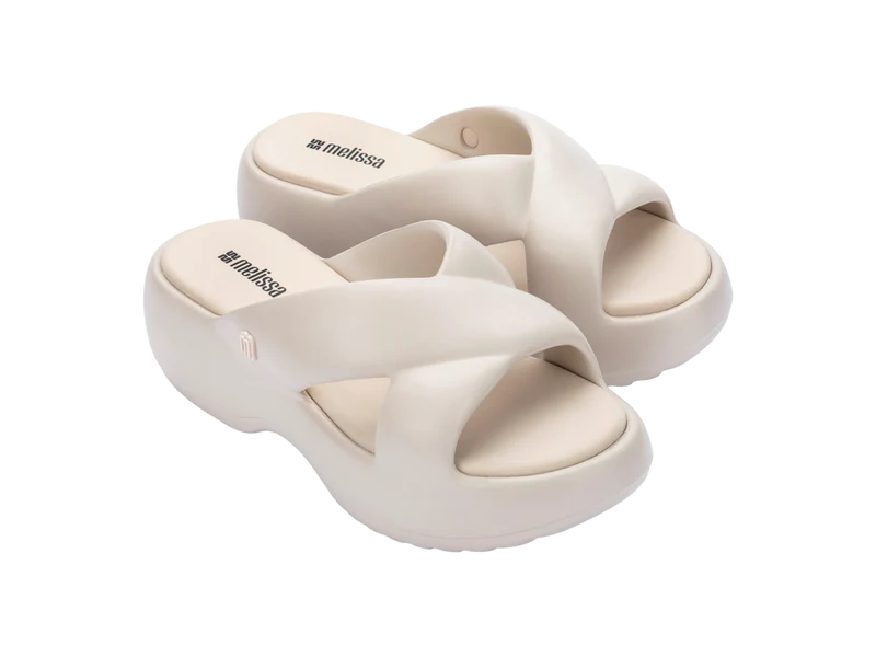 MELISSA FREE RISE AD – BEIGE