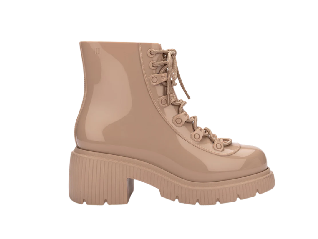 MELISSA COSMO BOOT AD – BEIGE